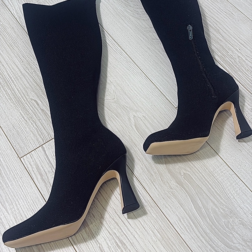 Elegant Black Heeled Women's Boots